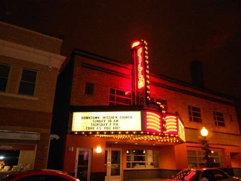Wausau movie theater - Dec 9, 2016 · Wausau has not had a movie theater downtown since the closure of the Rogers Theatre in 2002. Marcus Crossroad Cinema, on the city's west side by Crossroads County Market, closed in 2009. 